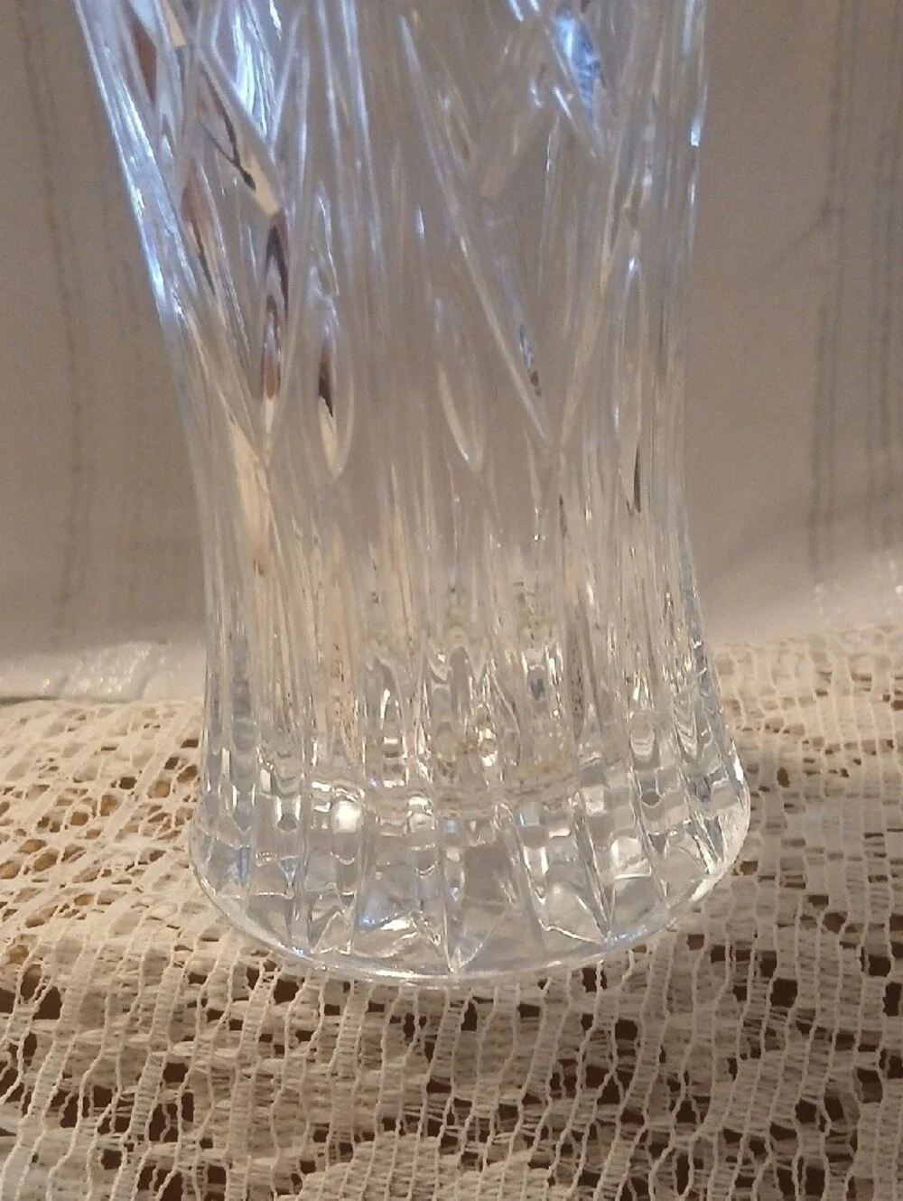 Crystal-Cut Clear Glass Vase.  Aprox 8 1/2